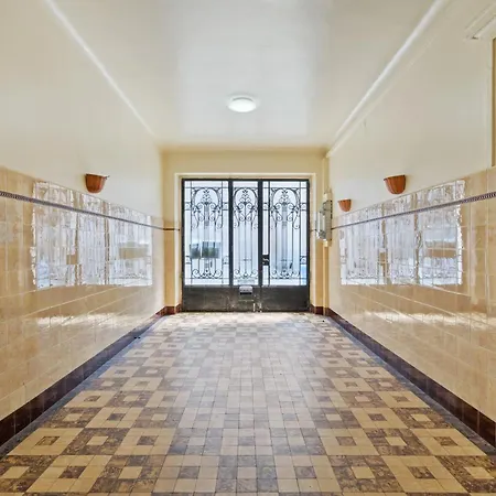 Cozy 3br Townhome Walk To Center & Park Free Vakantiehuis