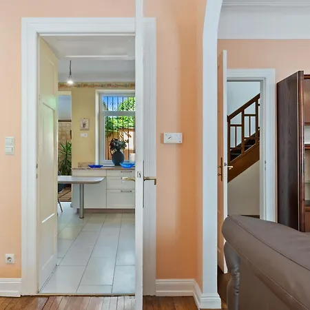 Cozy 3br Townhome Walk To Center & Park Free Holiday home Luxembourg