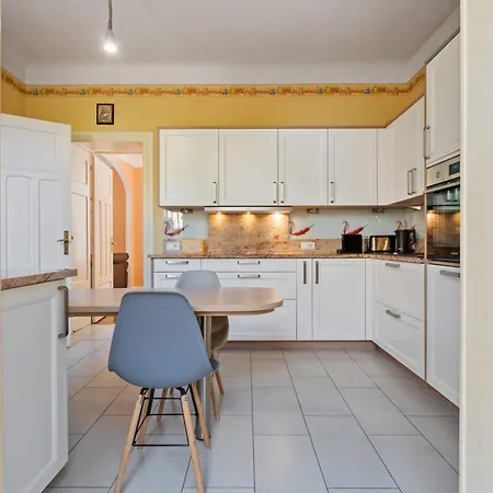 Vakantiehuis Cozy 3br Townhome Walk To Center & Park Free *