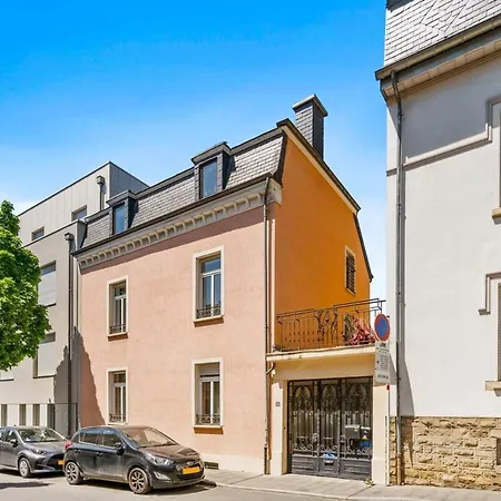 Ferienhaus Cozy 3br Townhome Walk To Center & Park Free