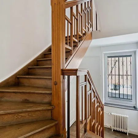 Cozy 3br Townhome Walk To Center & Park Free Λουξεμβούργο