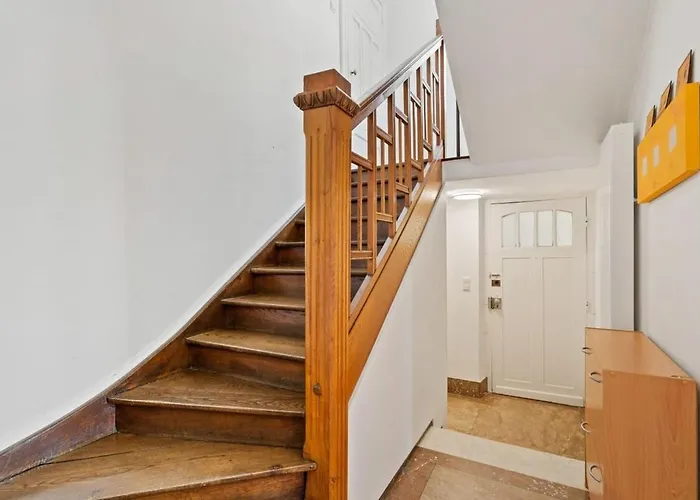 Dom wakacyjny Cozy 3br Townhome Walk To Center & Park Free Luksemburg