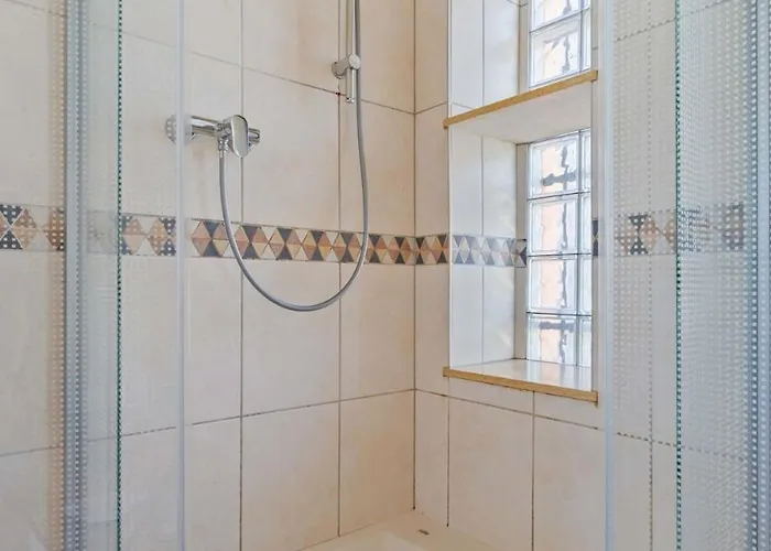 Vakantiehuis Cozy 3br Townhome Walk To Center & Park Free